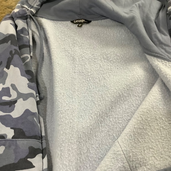 Like New Blue Camo Hoodie XL 39-41 bust - Picture 8 of 10